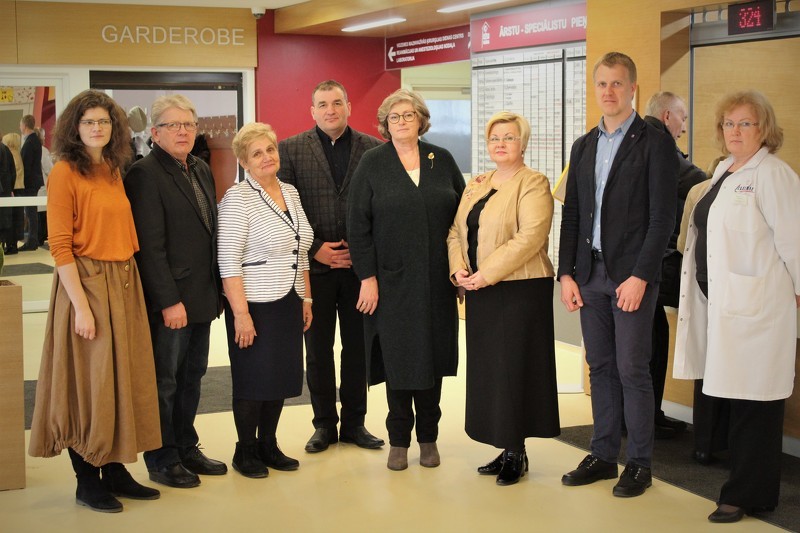Cēsu novada domes deputāti viesojas Cēsu klīnikā