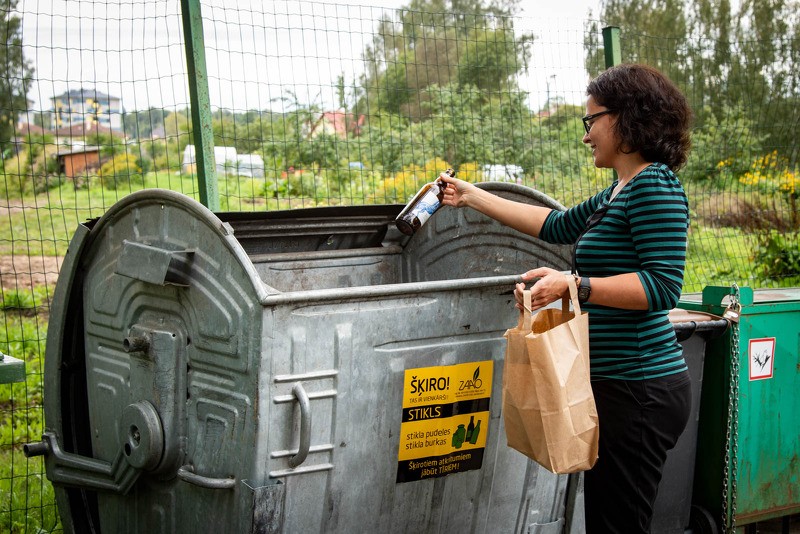 Iedzīvotāji aktīvi iesaistās stikla iepakojuma nodošanā
