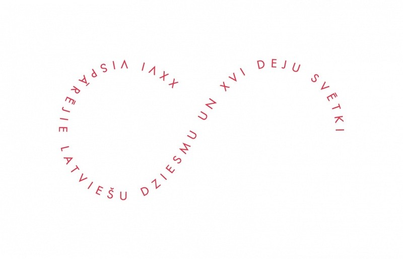 Ģimenes ar pieciem vai vairāk bērniem aicinātas pieteikties brīvbiļetēm uz Dziesmu un deju svētkiem