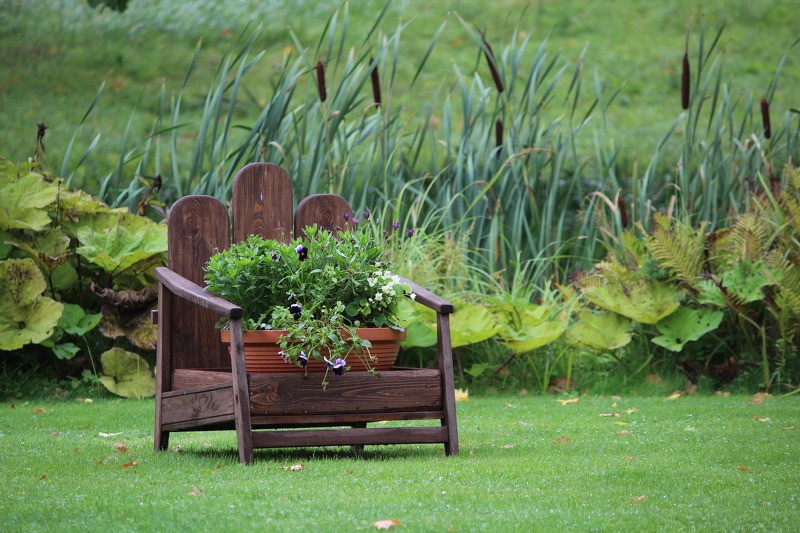 Apbalvoti konkursa „Par skaistāko Cēsu novada dārzu un sakoptāko teritoriju” laureāti