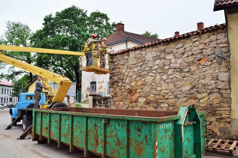 Sākti darbi lietavu seku likvidēšanai