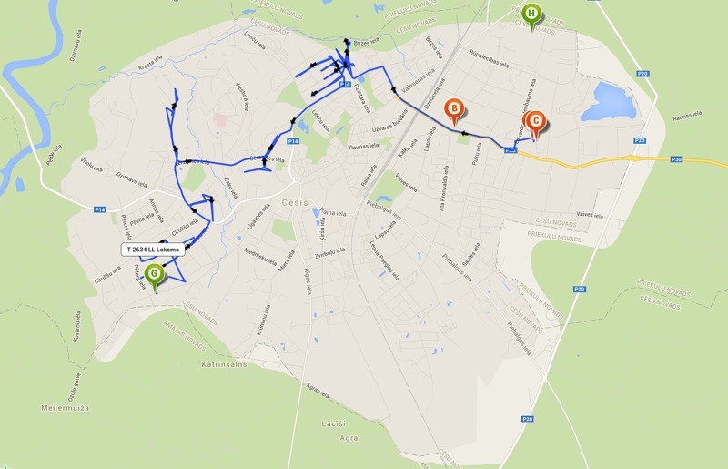 Pilsētā norit grants ielu greiderēšana