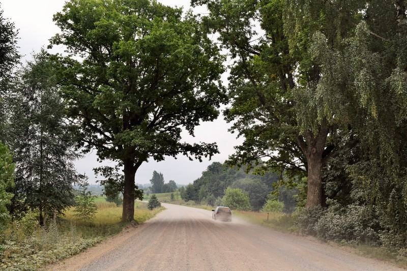 Vaives pagastā apspriede par grantsceļu pārbūvi