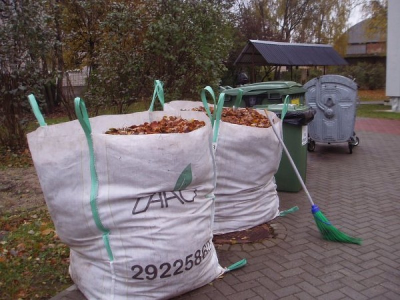 Aicina nodot zaļos atkritumus EKO laukumos