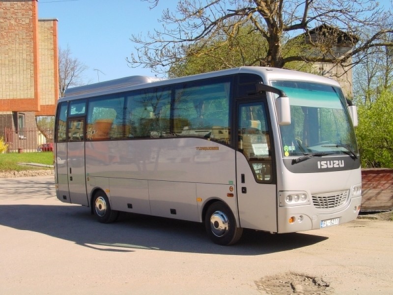 Tūristu autobusiem stāvvietas Vaļņu ielā
