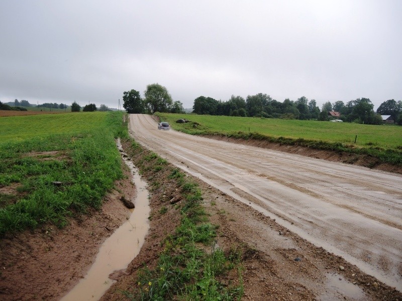 Ierobežota satiksme Vaives pagastā