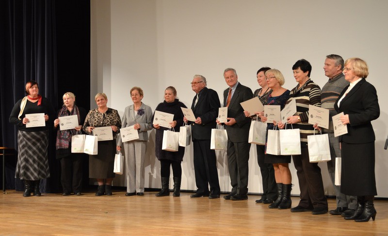 Pasākumā "Gada Brīvprātīgais 2014" godināti Cēsu NVO un brīvprātīgie