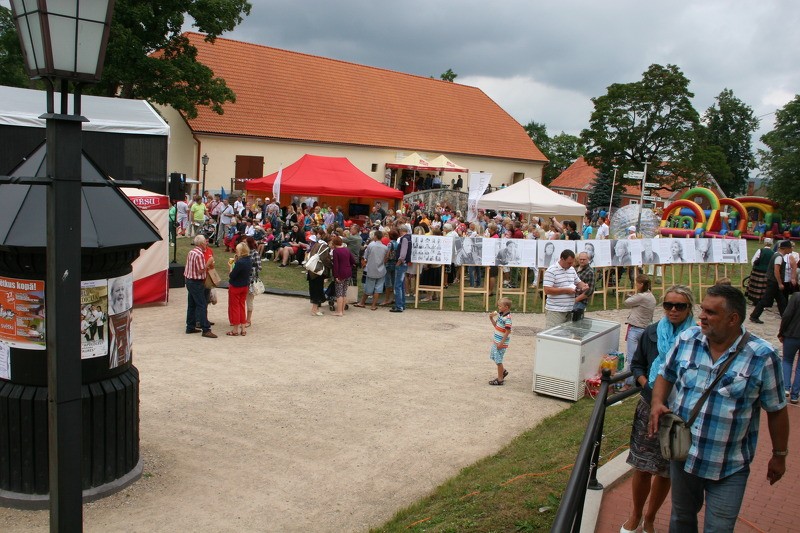 Fotokonkurss „Cēsis svin svētkus”