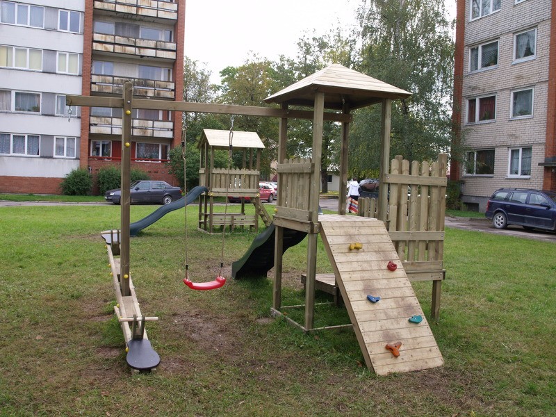 Apstiprina deviņus cēsnieku dzīves kvalitātes uzlabošanas projektus