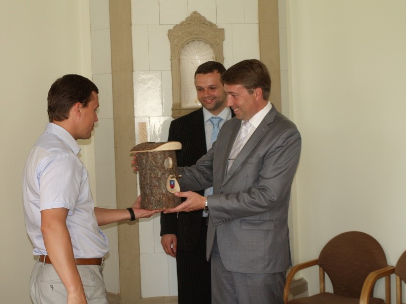 Ar Cēsu sociālajiem darbiniekiem tiekas Labklājības ministrs