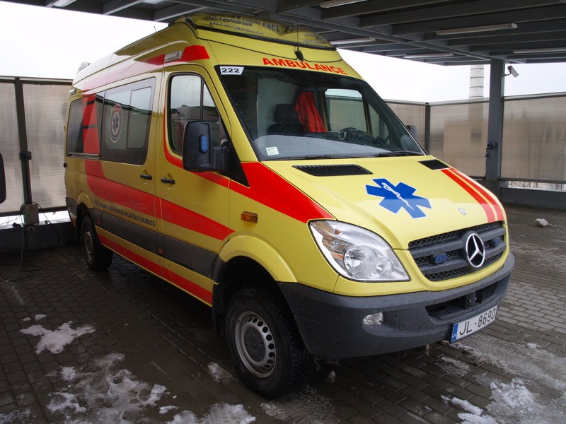 Pirmie jaunuzceltajā Vidzemes koncertzālē „Cēsis” ieies mediķi