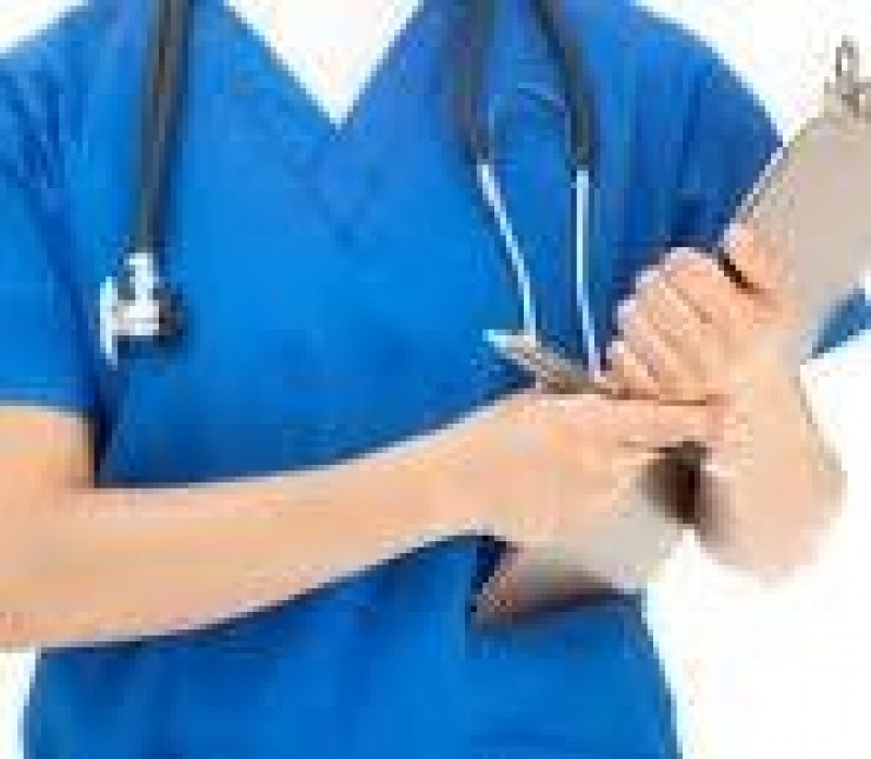 Aicina darbā medicīnas māsas un ārsta palīgu