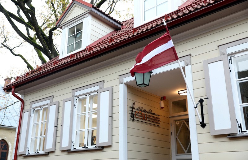 Alfrēda Kalniņa Cēsu Mūzikas vidusskola svin atjaunotās skolas atvēršanas svētkus