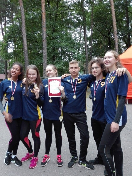 Cēsu Valsts ģimnāzijai uzvara republikāniskajās pirmās palīdzības sniegšanas sacensībās