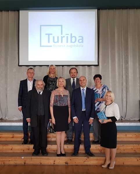 Mācību gadu uzsāk "Turības" Cēsu filiāle