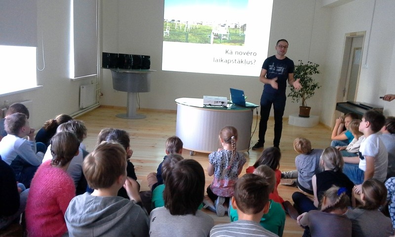 Vides stunda kopā ar Tomu Brici