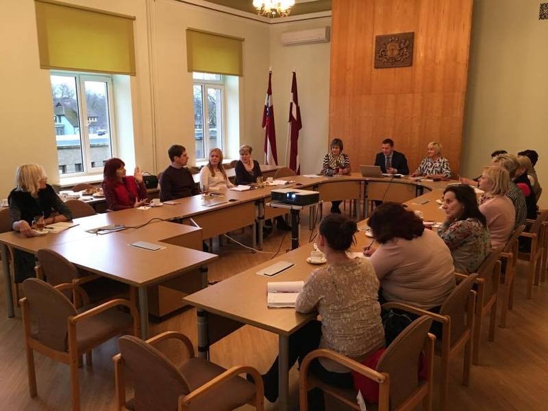 Cēsu novada pašvaldība paraksta sadarbības līgumu par izglītības jautājumu risināšanu