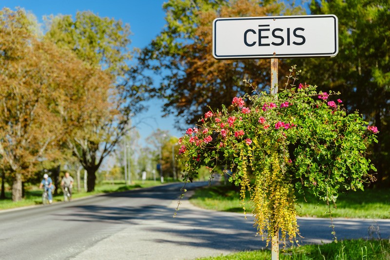 Jūrmalas izglītības darbinieki apgūst cēsnieku pieredzi