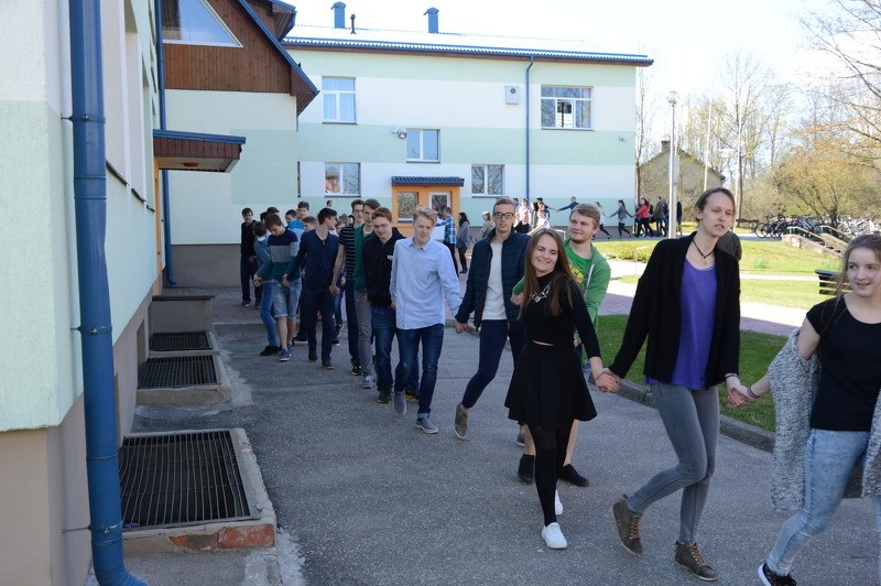 DACVĢ kopj 4.maija svētku tradīciju