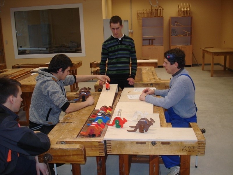 Astoņu novadu skolēni sacenšas mājturības un tehnoloģiju olimpiādē