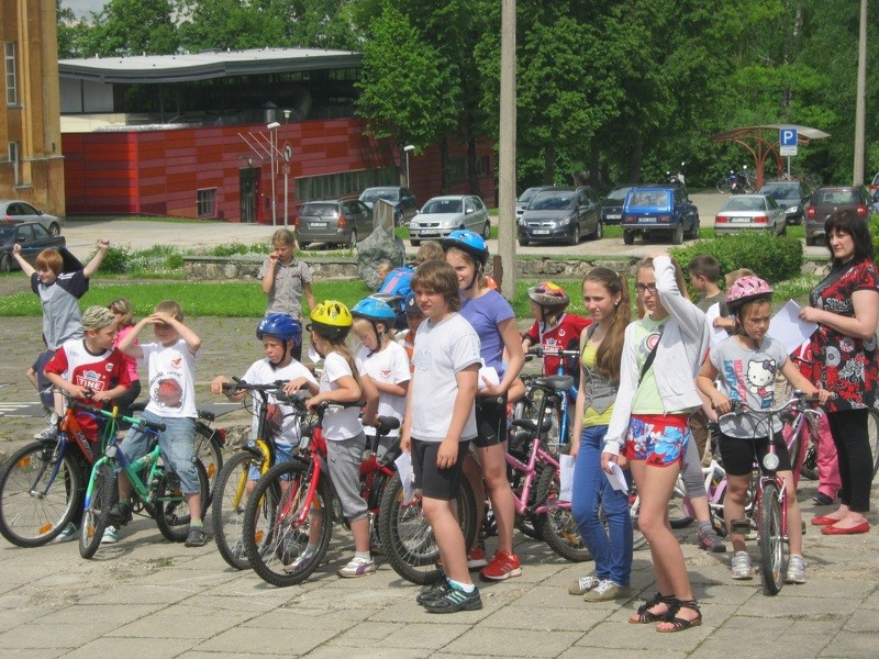 Jaunas tradīcijas sākums Cēsu pilsētas pamatskolā!