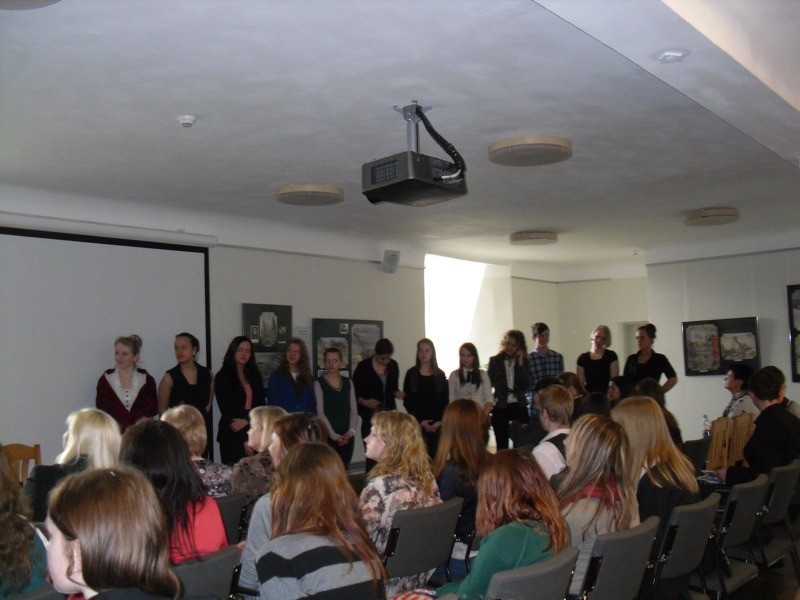 Noslēdzas konkurss svešvalodās „Latvija un latvieši”