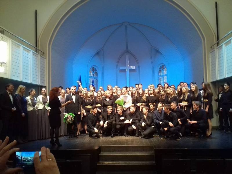 Cēsu Valsts ģimnāzijas koris "Tomēr" piedalās koncertā Sanktpēterburgā