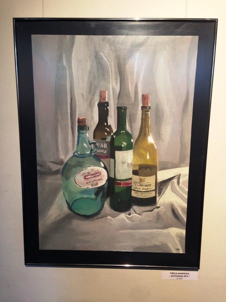 Ar diplomdarbu izstādi Cēsu Izstāžu namā noslēdzies Cēsu pilsētas Mākslas skolas 25. jubilejas mācību gads.