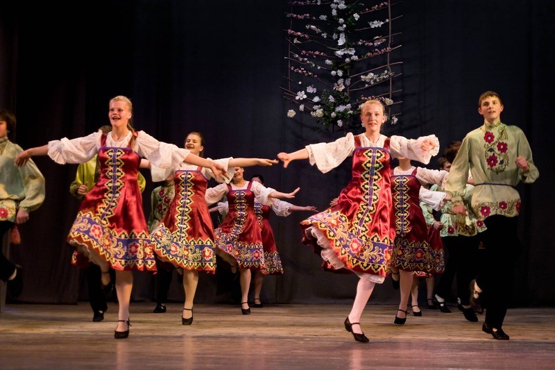 Cēsniekiem godalgotas vietas Jaunrades deju konkursā Rīgā