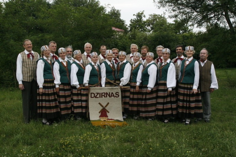 Sandra Jonaite izcīna otro vietu Jaunrades deju konkursā