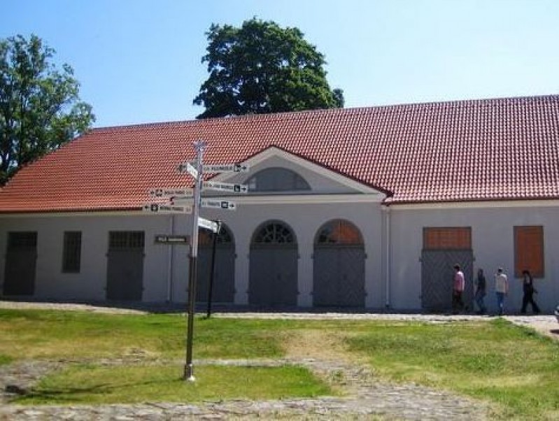 28. septembrī būs slēgts Cēsu Izstāžu nams