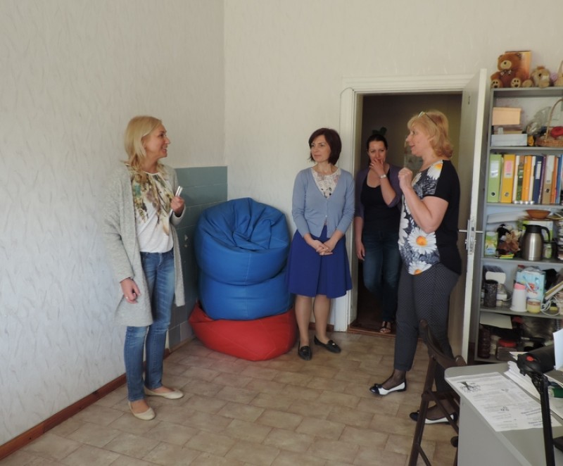 Cēsu Sociālo dienestu apciemo Labklājības ministrijas pārstāvji