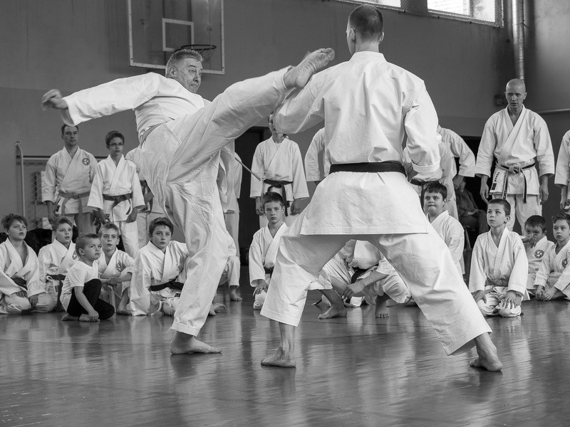 ITKCA vadītāja 7.dana karatē meistara Leigh Smith vadītais treniņu nodarbību cikls