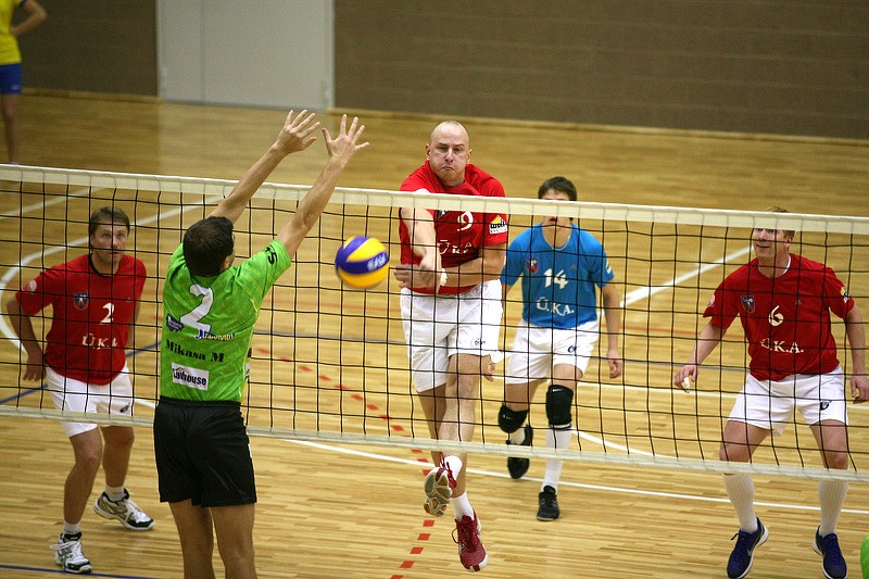 Cēsu volejbolistiem kārtējais panākums!