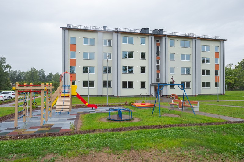 Atklāts īres dzīvokļu nams A.Kronvalda ielā 56