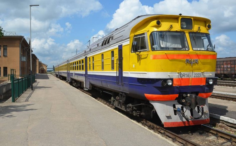 Izmaiņas pasažieru vilcienu kustības sarakstā 7.-8.novembrī