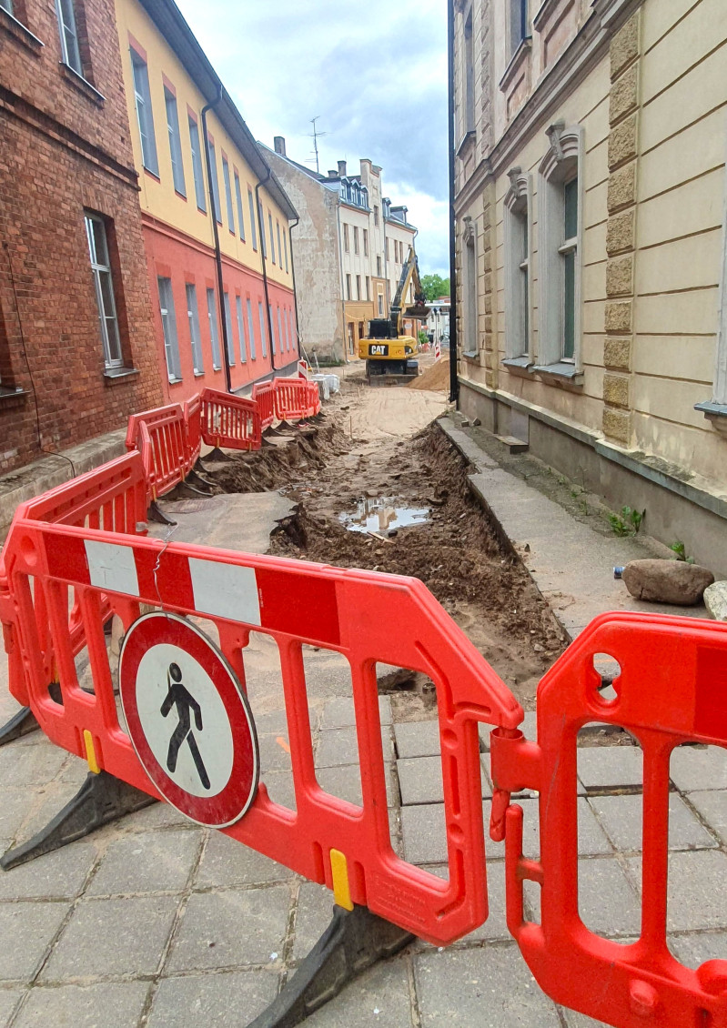 Uz laiku slēgs gājēju ceļu no Raunas ielas uz K. Valdemāra ielu