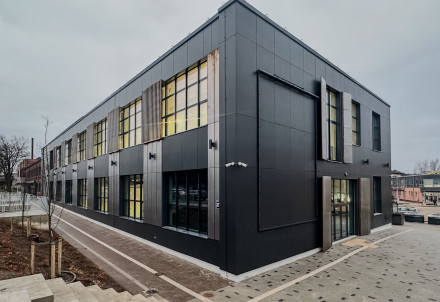 Piesakies biroja telpu nomas izsolei Raiņa kvartālā!