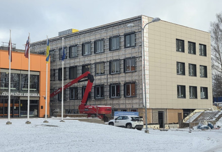 Cēsu Pilsētas vidusskolas pārbūves darbu norise un mācību procesa organizēšana 2026. gadā