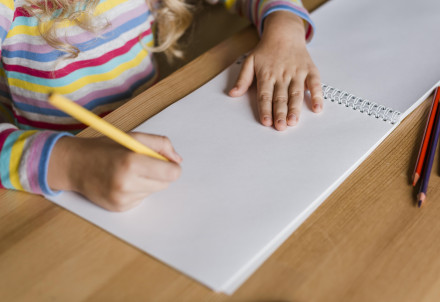 Turpinās individuālais atbalsts skolēniem projektā “Skola – kopienā"