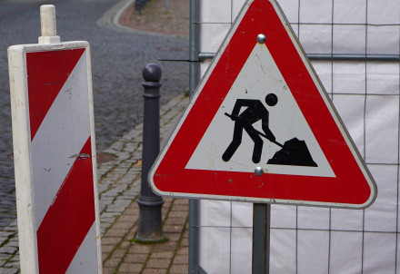 Satiksmes ierobežojumi A. Kronvalda ielā – nodrošināta piekļuve iedzīvotājiem