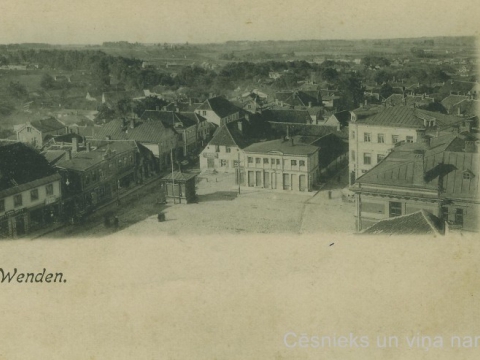 Cēsis, Tirgus laukums un Rīgas iela skatā no Sv. Jāņa baznīcas torņa 19. gs. beigās-20. gs. sākumā